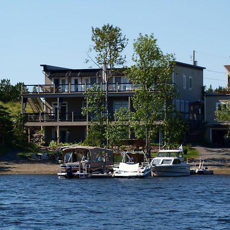 Auberge Sur Le Lac Temiscouata Temiscouata Sur Le Lac Exteriér fotografie