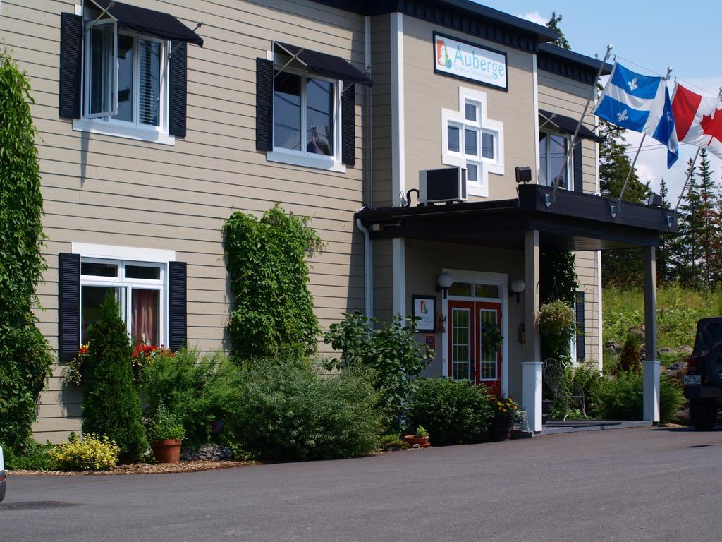Auberge Sur Le Lac Temiscouata Temiscouata Sur Le Lac Exteriér fotografie